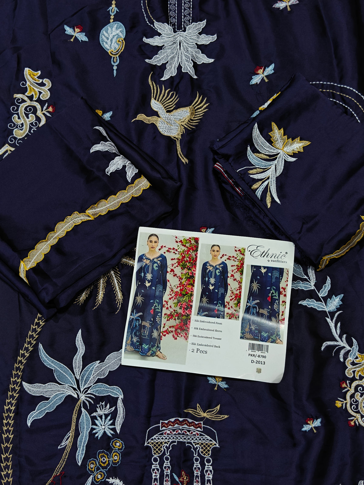 2pc silk embroiderd article